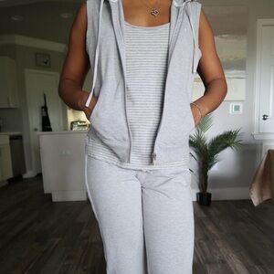 Casual Light Gray Lounge Set – Tank, Zip Vest & Pants